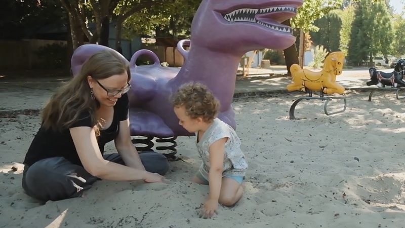 Mom_w_ChildPark
